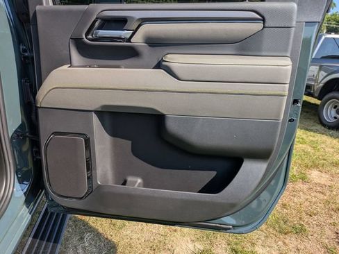 New 2026 Chevrolet Silverado 2500 ZR2 AWD/4WD image 35