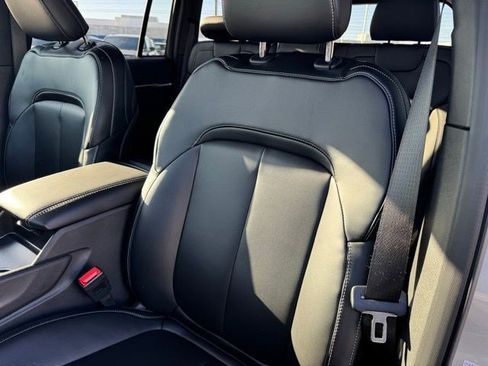 New 2025 Jeep Grand Cherokee Limited w/ Trailer Tow Package image 24