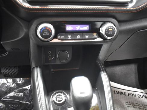 Used 2020 Nissan Kicks SR FWD image 18