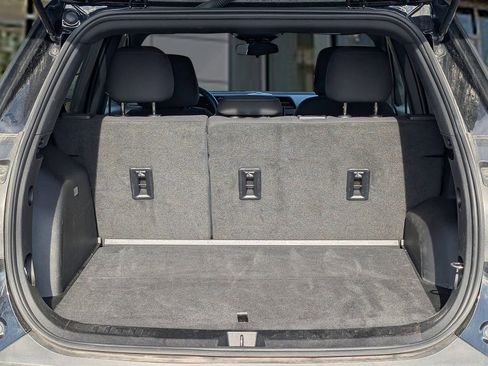 Used 2025 GMC Terrain Elevation image 19