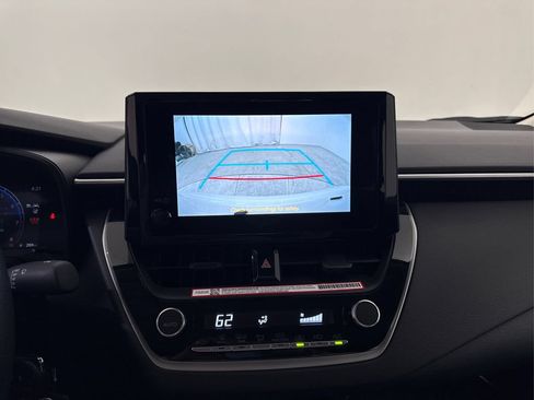 Used 2026 Toyota Corolla LE FWD image 38