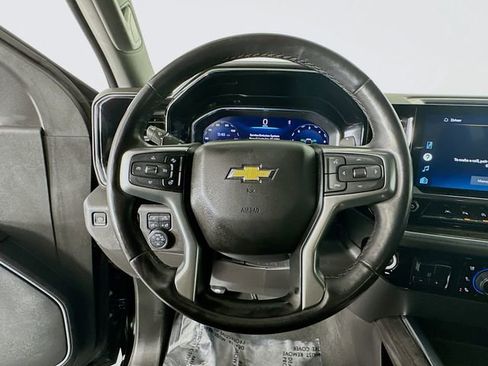 Used 2022 Chevrolet Silverado 1500 LTZ w/ LTZ Premium Package AWD/4WD image 13