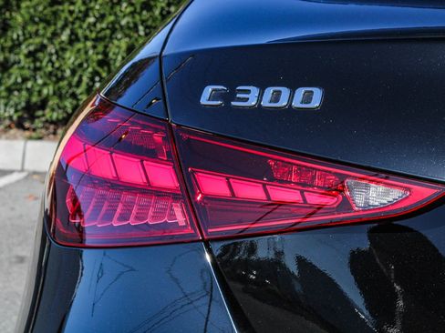 Certified 2025 Mercedes-Benz C 300 4MATIC Sedan image 9