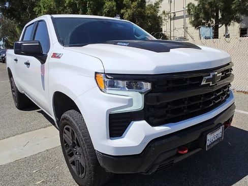 Used 2023 Chevrolet Silverado 1500 LT Trail Boss AWD/4WD image 2