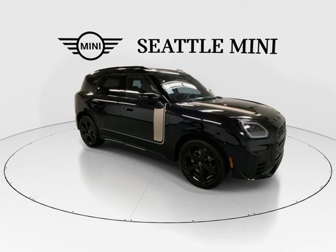 New 2026 MINI Cooper Countryman S w/ Comfort Package Max image 2