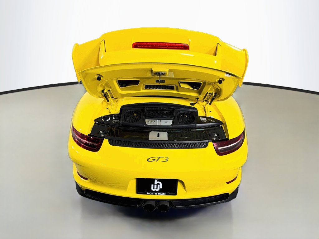 Used 2015 Porsche 911 GT3 RWD image 23