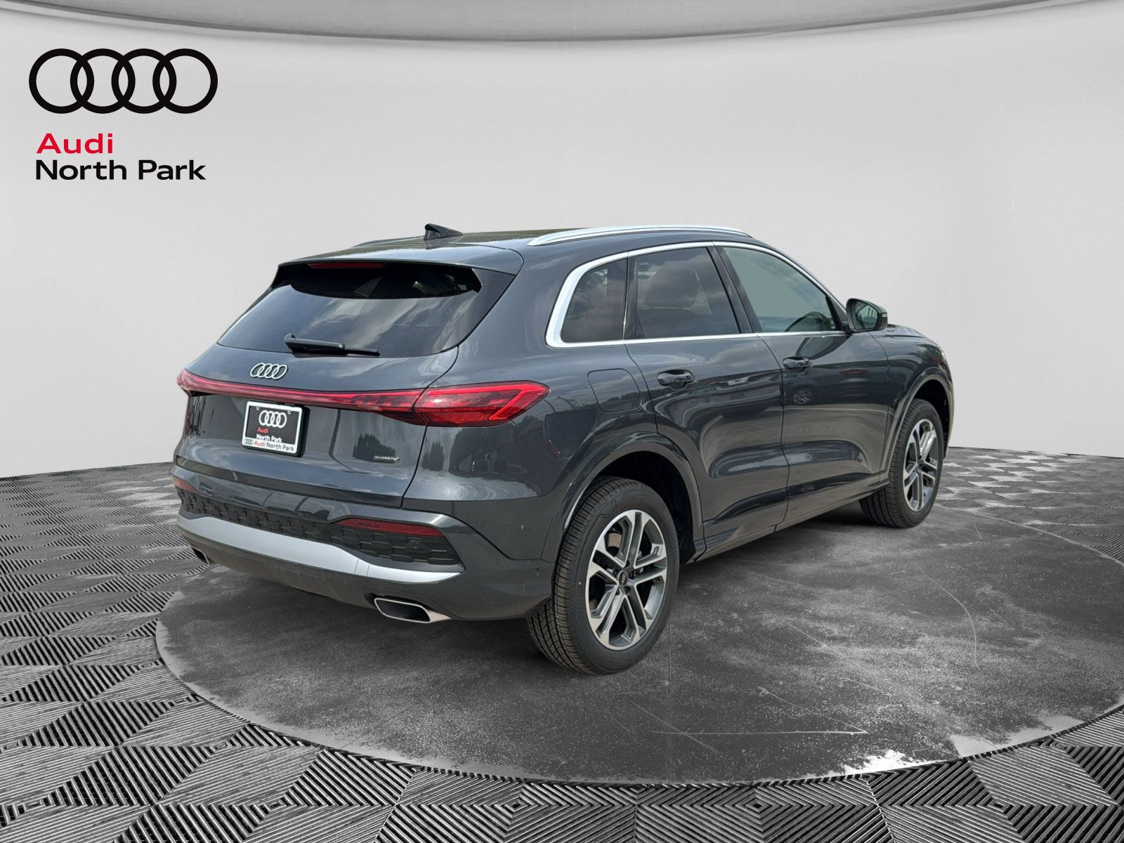 New 2026 Audi Q5 Premium AWD/4WD image 7