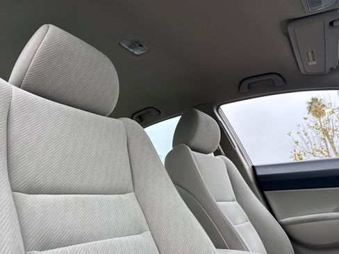 Used 2011 Honda Civic LX image 24