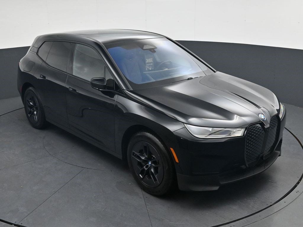 Used 2024 BMW iX xDrive50 w/ Convenience Package AWD/4WD image 21