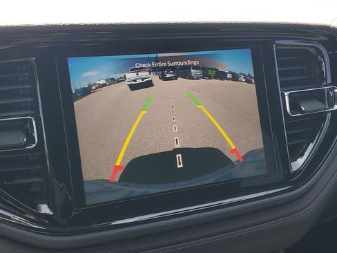 Used 2025 Dodge Durango GT AWD/4WD image 20