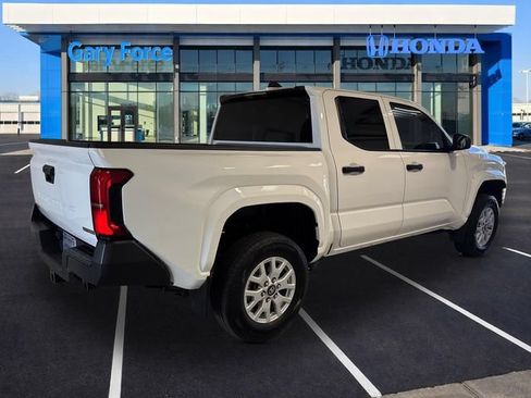 Used 2024 Toyota Tacoma SR AWD/4WD image 2
