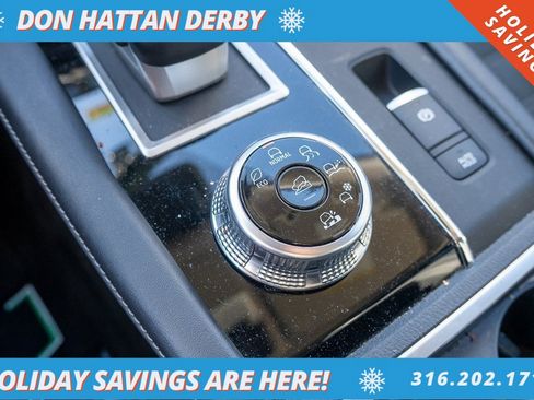 Used 2022 Mitsubishi Outlander SE image 11