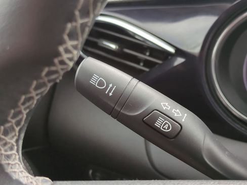 Used 2022 Buick Encore GX Preferred w/ Cold Weather Comfort Package AWD/4WD image 26