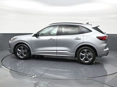 Used 2024 Ford Escape ST-Line w/ Tech Pack #1 FWD image 2