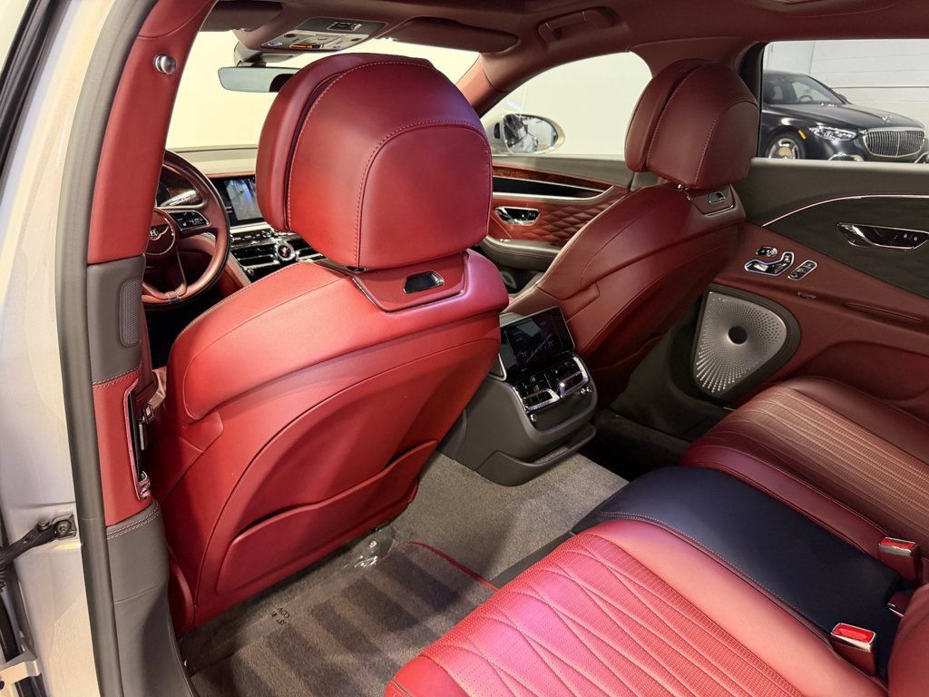 Used 2022 Bentley Flying Spur W12 AWD/4WD image 39