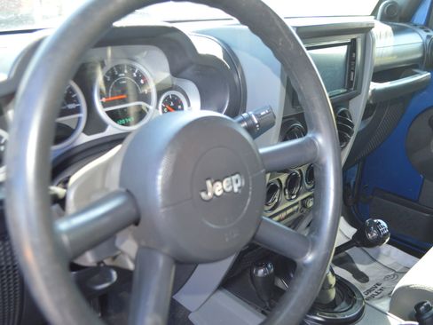 Used 2010 Jeep Wrangler Sport AWD/4WD image 16