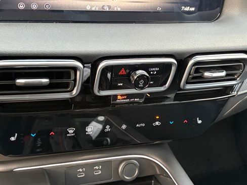 New 2026 Nissan Sentra SR w/ SR Premium Package image 16