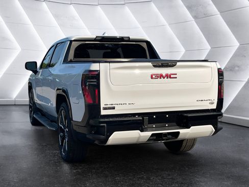 Used 2026 GMC Sierra EV Denali AWD/4WD image 4