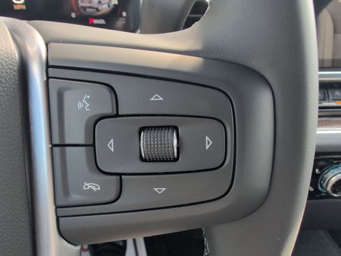 New 2026 GMC Sierra 1500 Elevation image 17