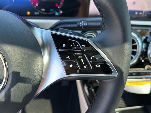 Used 2025 Mercedes-Benz CLA 250 image 17