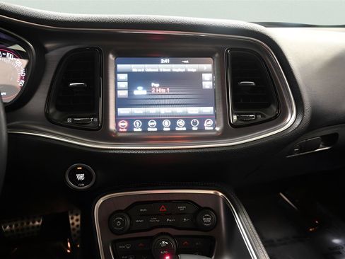 Used 2018 Dodge Challenger GT w/ Driver Convenience Group image 21