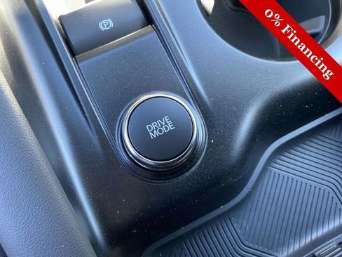 New 2025 Ford Explorer Active image 19