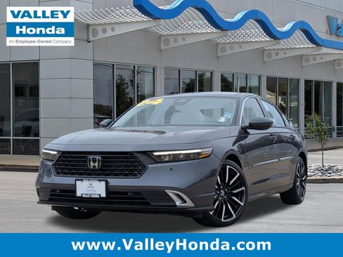 Used 2024 Honda Accord Touring image 1