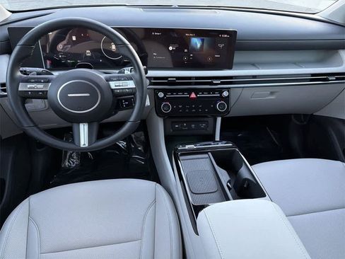 Certified 2025 Hyundai Tucson SEL image 12