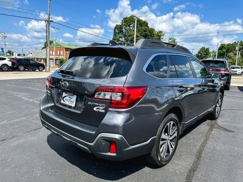 Used 2019 Subaru Outback 2.5i Limited AWD/4WD image 8