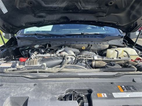 Used 2024 Ford F250 XLT w/ Black Appearance Package image 31