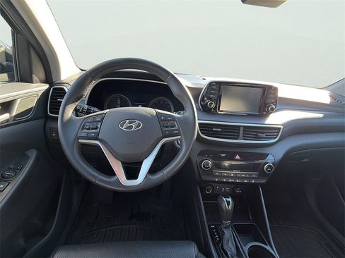 Used 2021 Hyundai Tucson Limited image 4
