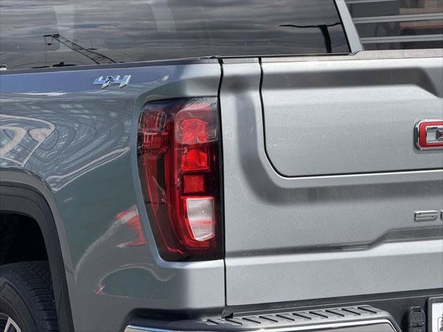 Used 2026 GMC Sierra 1500 SLE AWD/4WD image 13