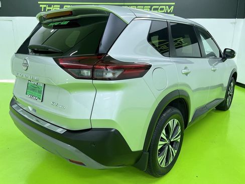 Used 2023 Nissan Rogue SV AWD/4WD image 10