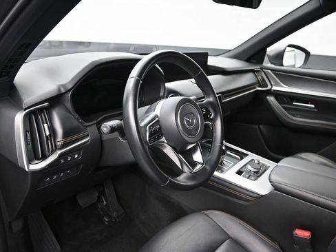 Used 2024 MAZDA CX-90 Plug-In Hybrid w/ Premium Plus AWD/4WD image 10