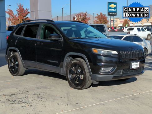 Used 2019 Jeep Cherokee Latitude Plus image 8