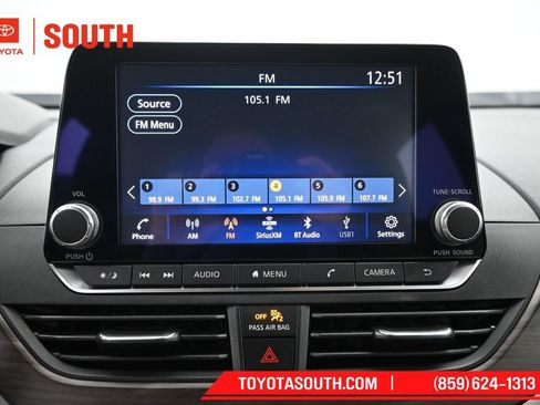 Used 2024 Nissan Altima 2.5 SV AWD/4WD image 15