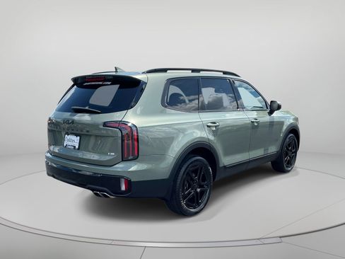 Used 2025 Kia Telluride EX X-Line AWD/4WD image 3