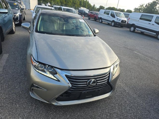 Used 2016 Lexus ES 350 FWD image 2