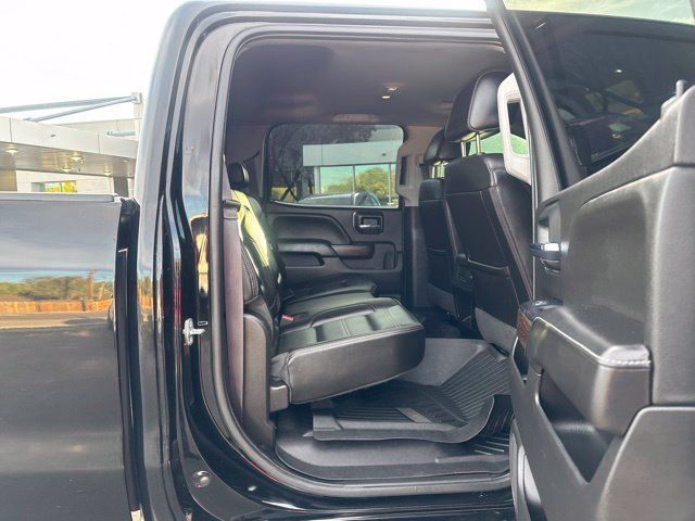 Used 2017 GMC Sierra 2500 Denali w/ Duramax Plus Package AWD/4WD image 35