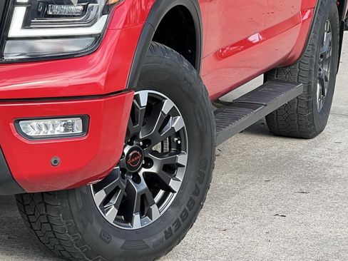 Used 2023 Nissan Titan PRO-4X w/ Pro-4x Convenience Package image 8