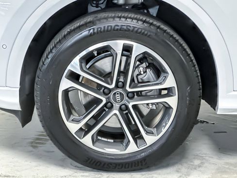 Used 2025 Audi Q5 Premium w/ 19" Wheel Package image 25