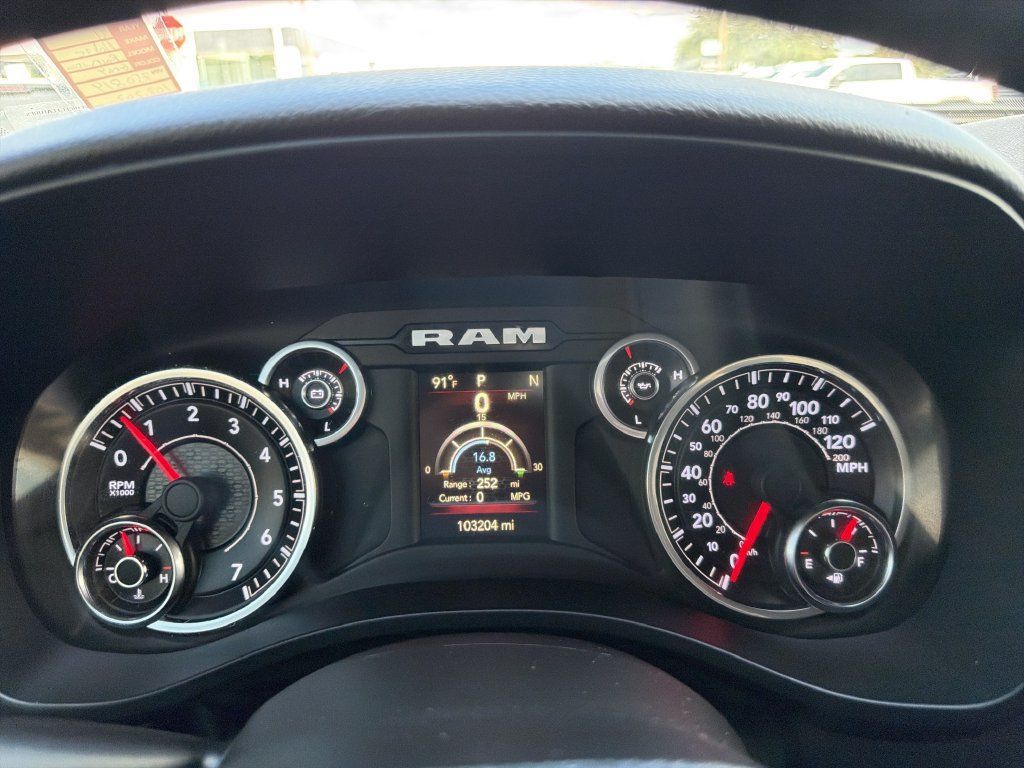Used 2021 RAM 1500 Big Horn RWD image 32