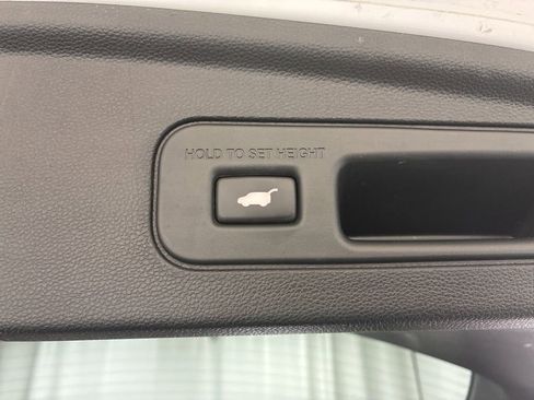 Used 2024 Acura MDX SH-AWD w/ Technology Package image 7
