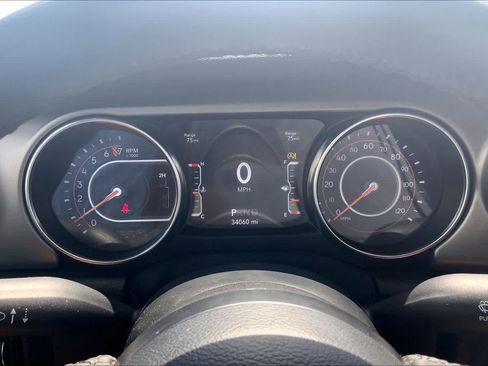 Used 2021 Jeep Gladiator Sport AWD/4WD image 26