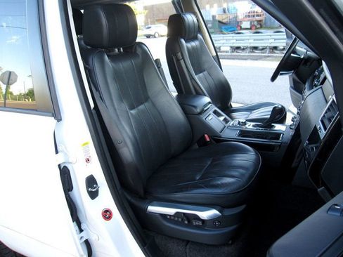 Used 2011 Land Rover Range Rover Supercharged AWD/4WD image 25