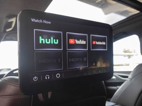 Certified 2023 Cadillac Escalade ESV Sport Platinum w/ LPO, ONYX Package image 33