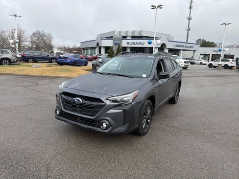Used 2025 Subaru Outback Onyx Edition XT w/ Popular Package #2 image 3