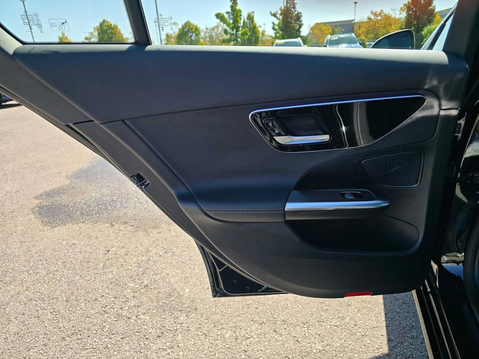 Used 2025 Mercedes-Benz C 300 Sedan image 15