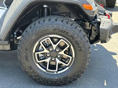 New 2026 Jeep Gladiator Mojave AWD/4WD image 12