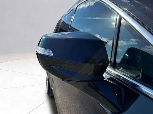 Used 2024 Cadillac XT6 Luxury w/ LPO, Floor Liner Package image 9